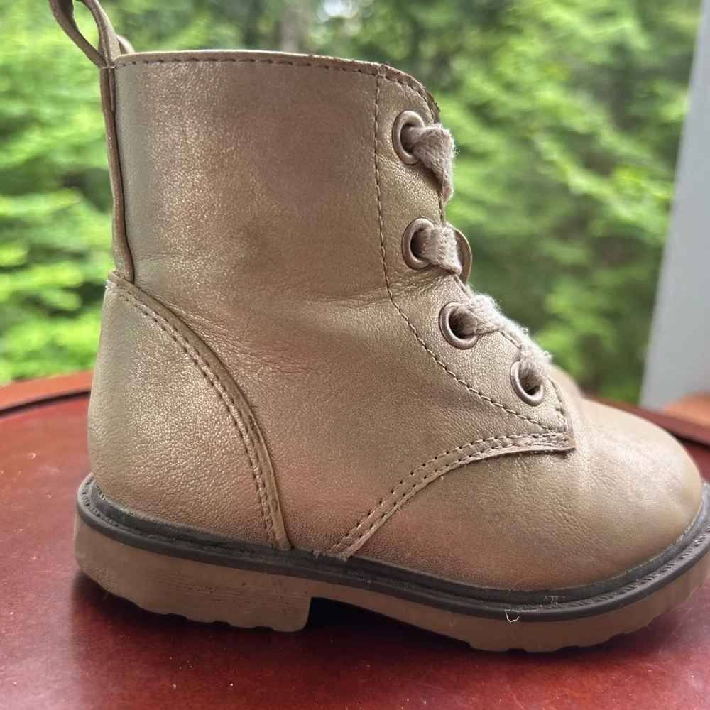 Gold Combat Boots | Toddler Girl Size 5 | Cat & Jack ✨